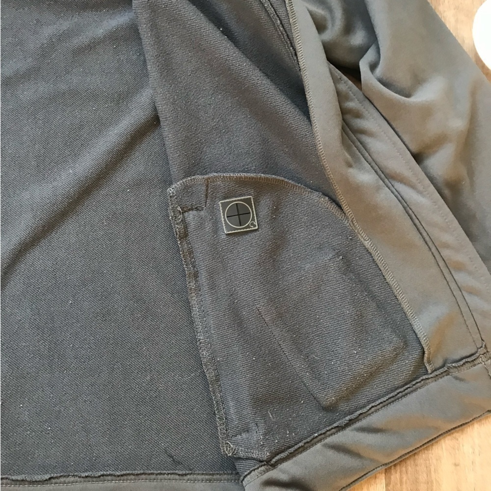 Mens Medium athletic jacket - Picture 3 of 3